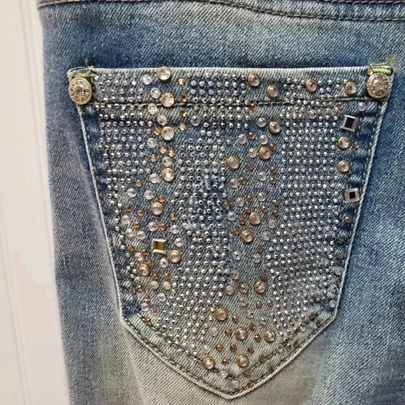 Venus Distressed Embellished Jeans - Picture 11 of 11
